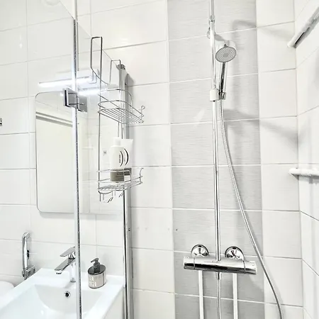 Tyylikaes Kolmio Puiston Laidalla Apartment Forssa