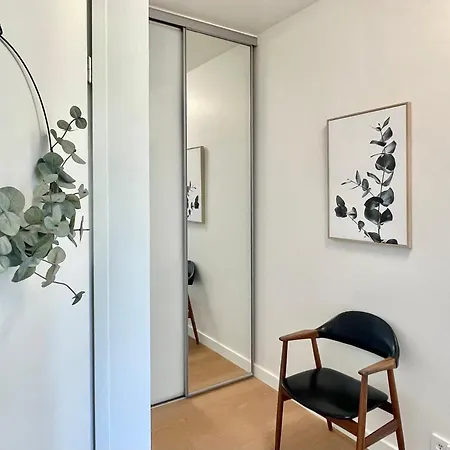 Apartment Tyylikaes Kolmio Puiston Laidalla