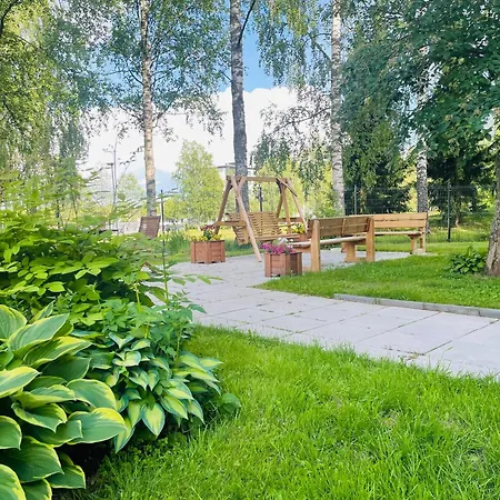 Tyylikaes Kolmio Puiston Laidalla Forssa